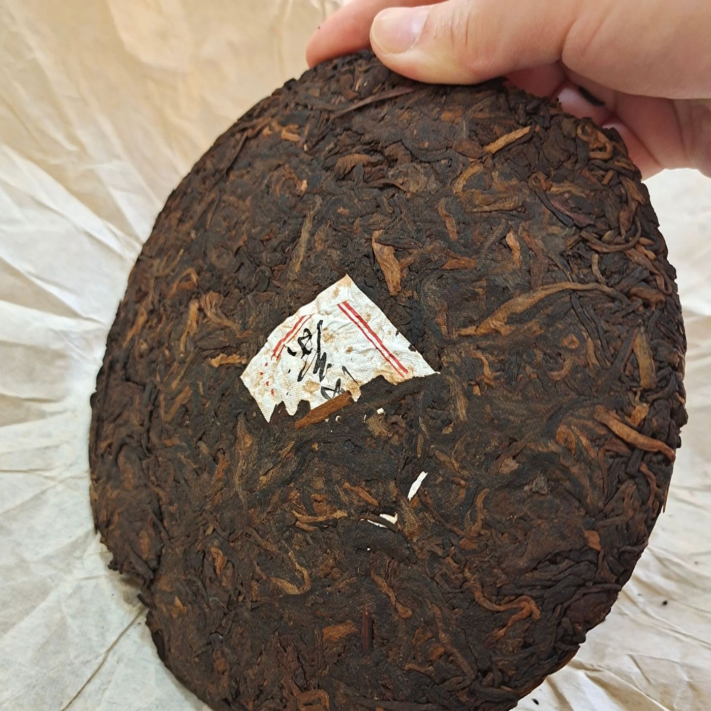 Natural Without Additives Puerh Tea Aged Yunnan Puerh Ripe Tea Chinese Tea QiZi Tea 357g Puerh Tea Cake Balck Tea 云南普洱茶七子饼熟茶 2013年普洱黑茶 357克