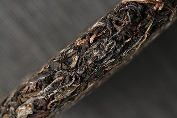 Natural and Additive-free Yunnan Puerh Tea Jingmai Lanxiang Raw Tea 357g Qizi Cake Deliciously Smooth Puerh Tea Green Tea 云南普洱茶 景迈兰香生茶357g 七子饼