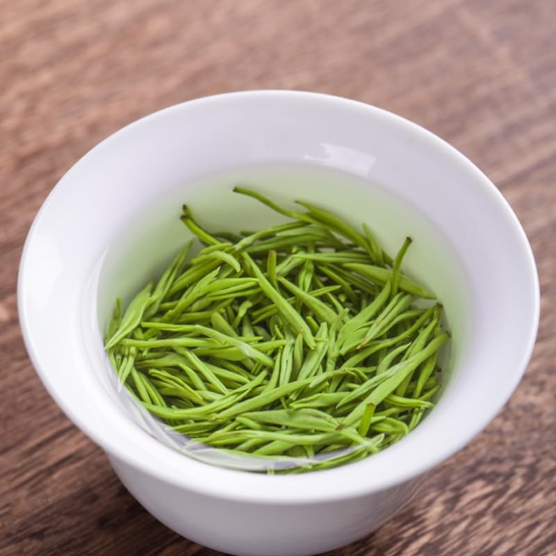 Premium Mingqian Biluochun High Mountain Yunwu Mao Jian Green Tea Ganlu Tender Buds Mao Jian Tea Gift for Tea Lovers 明前新茶碧螺春高山云雾毛尖绿茶甘露嫩芽毛尖礼盒装250g