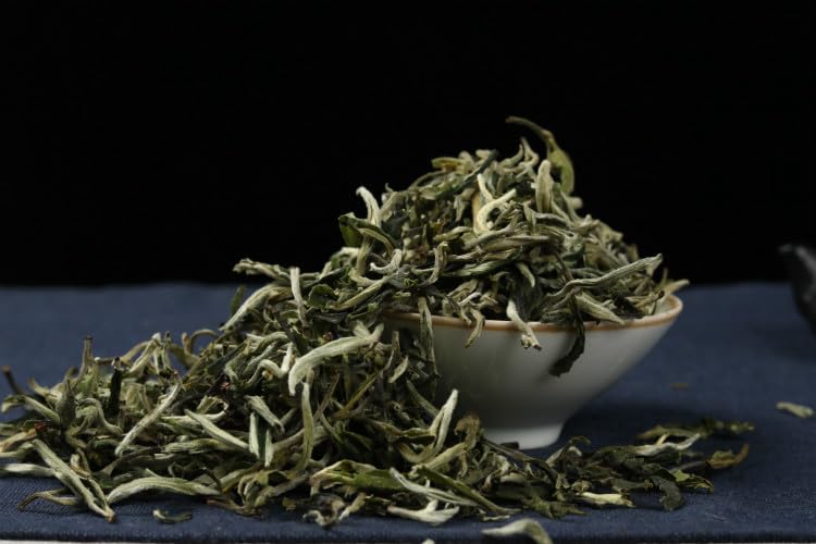 Yunnan Green Tea Mingqian Two Leaves Biluochun No.1 Strong Fragrance Spring Tea 500g Additive-free Loose Chinese Tea 早春茶 翠茗新茶 云南绿茶 500克散茶
