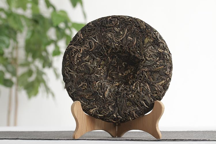 Yunnan Natural and Additive-free Puerh Tea Banzhang Yinhao Big Tree Old Tree Puerh Raw Cake 357g Qizi Cake Tea Chinese Green Tea 云南普洱茶 班章银毫大树老树普洱生饼 357克七子饼