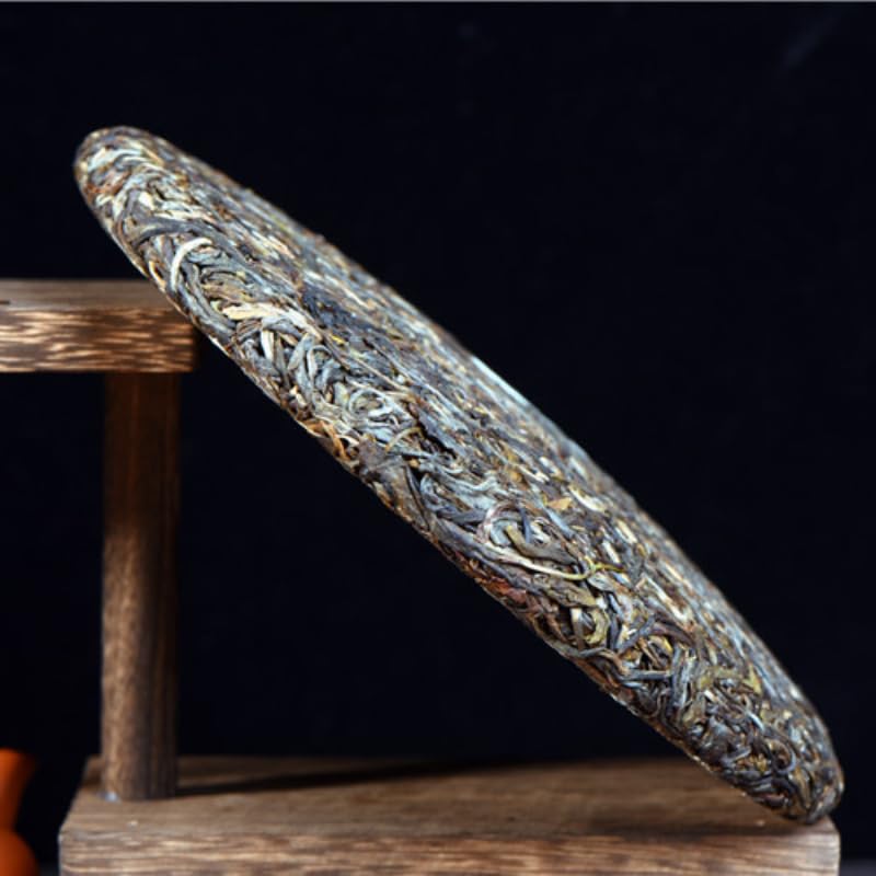 Premium Yun Hai Puerh Tea Raw Tea Naka Ancient Tree Tea 357g Organic Yunnan Qizi Tea Cake Puerh Tea Cake Healthful Choice of Green Tea 特级云海普洱生茶 那卡古树茶 357 克 有机云南祁子茶饼 普洱茶饼 健康绿茶之选