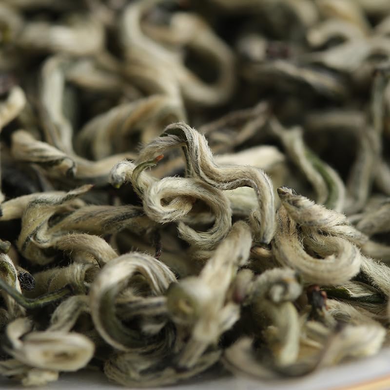 Yunnan Premium Green Tea Pre-ming Spring Tea Single Bud Yuluo Spring Tea Loose Tea 500g Yunnan Additive-free Chinese Tea 云南绿茶 明前春茶 单芽玉螺春茶 散茶 茶叶滇绿茶