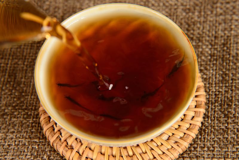 Natural Without Additives Puerh Tea Yunnan Pu'er Tea Yiwu Zhengshan Early Spring Tea Premium Cooked Tea 357g/ 12.59oz Black Tea 易武正山早春茶(熟茶)357克七子饼