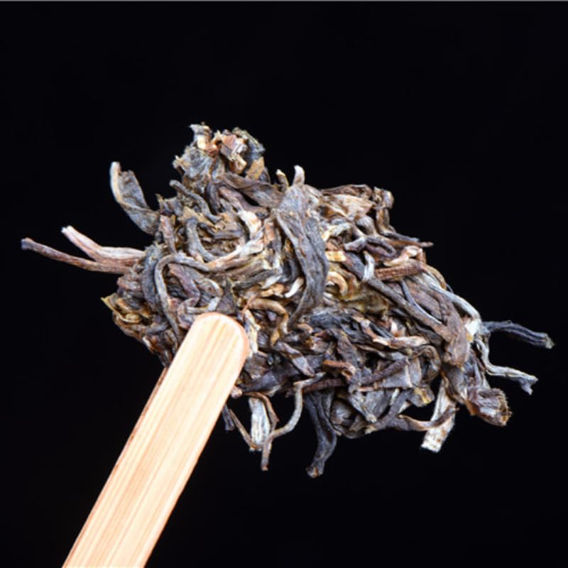 Premium Yun Hai Puerh Tea Raw Tea Naka Ancient Tree Tea 357g Organic Yunnan Qizi Tea Cake Puerh Tea Cake Healthful Choice of Green Tea 特级云海普洱生茶 那卡古树茶 357 克 有机云南祁子茶饼 普洱茶饼 健康绿茶之选