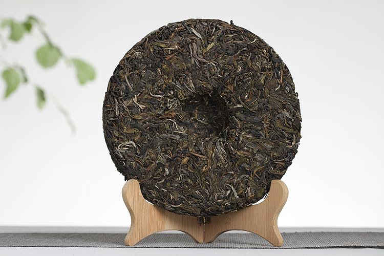 Natural and Additive-free Yunnan Puerh Raw Tea Icelandic Honey Rhythm 357g Organic Raw Tea Qizi Cakes Chinese Green Tea 云南普洱生茶 冰岛蜜韵357克 生茶七子饼茶