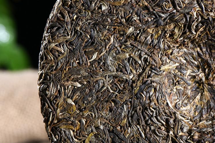 Premium Puerh Tea Raw Tea Green Tea Jingmai Mountain 357g First Spring Large Tree Tea Puerh Tea Cake Ancient Tree Tea Puerh Tea Organic 普洱茶 生茶 景迈山357克头春大树茶 普洱茶饼古树茶