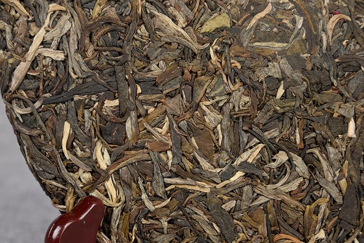 Premium Nannuo Mountain Ancient Tree Puerh Raw Tea Cake Sun-dried Yunnan Tea Puerh Green Cake 357g Additive-free Green Tea 南糯山古树普洱生茶饼 晒青云南茶叶普洱青饼357g