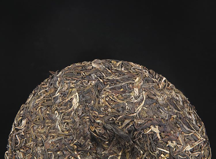 Premium Nannuo Mountain Ancient Tree Pure Material Puerh Tea Raw Tea Cake Yunnan Qizi Cake Tea 357g Healthy and Delicious Green Tea 南糯山古树纯料普洱茶生茶饼357g