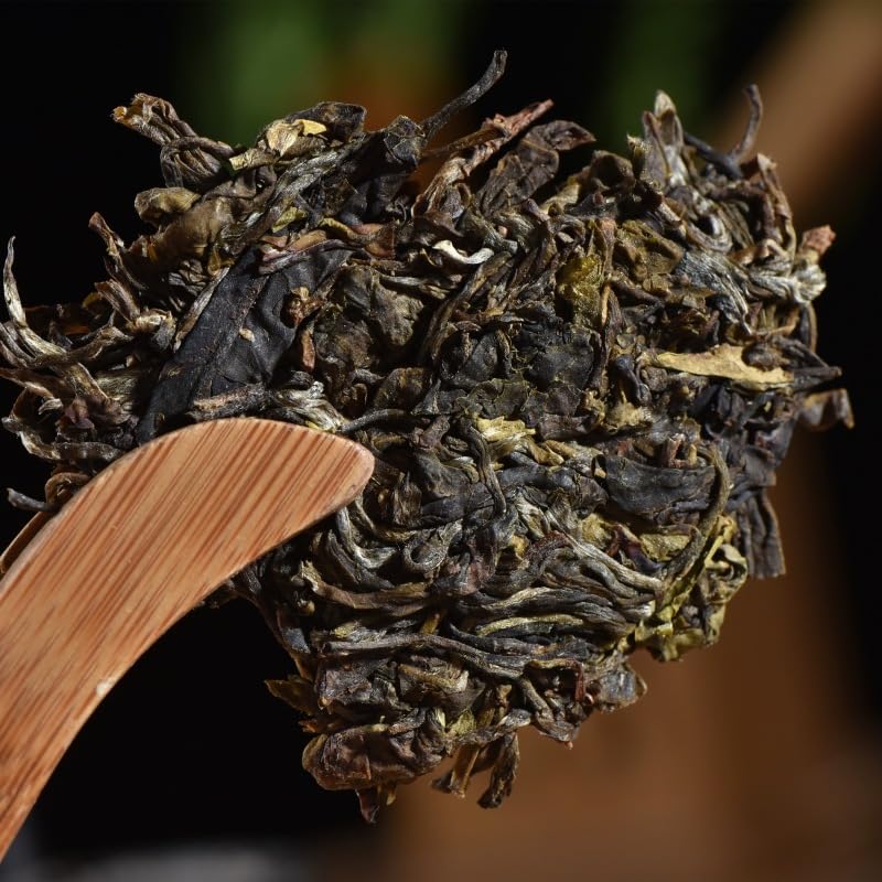Premium Puerh Tea Cake Yiwu Puerh Raw Tea Green tea 357g Yunnan Qizi Cake Raw Tea Deliciously Smooth Puerh Tea 普洱茶饼 易武国有林 357g普洱生茶 云南七子饼茶