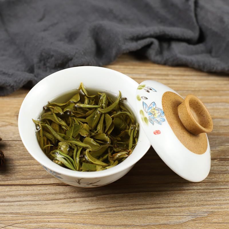 Yunnan Premium High Mountain Biluochun Green Tea Yunnan Green Tea Loose Rich and Resistant To Brewing 500g 云南高山新茶上市手工碧螺春绿茶雪龙玉螺云南绿茶茶叶