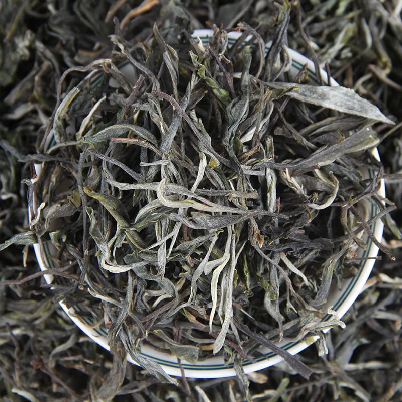 Natural and Additive-free Yunnan Lincang Iceland Around The Large Tree Tea 500g Spring Tea Loose Leaf Puerh Tea Raw Tea Loose Tea 云南临沧冰岛周边大树茶春茶普洱茶生茶
