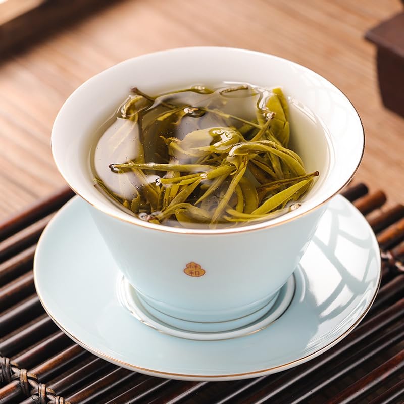 One Bud One Leaf Green Tea Loose Roasted Green Tea Yunnan Green Tea 500g Strong Aroma, Sweet Taste and Brewing Resistance 新茶一芽一叶玉针绿茶散装烘青香针绿茶云南特产松针绿茶
