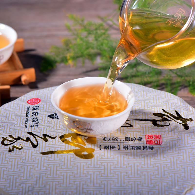 Natural and Additive-free Puerh Tea Brown Tree Tea 357g Puerh New Tea Brown Impression Menghai Puerh Tea Organic Loose Leaf 普洱茶 布朗大树茶 普洱新茶 357g 布朗印象 勐海普洱