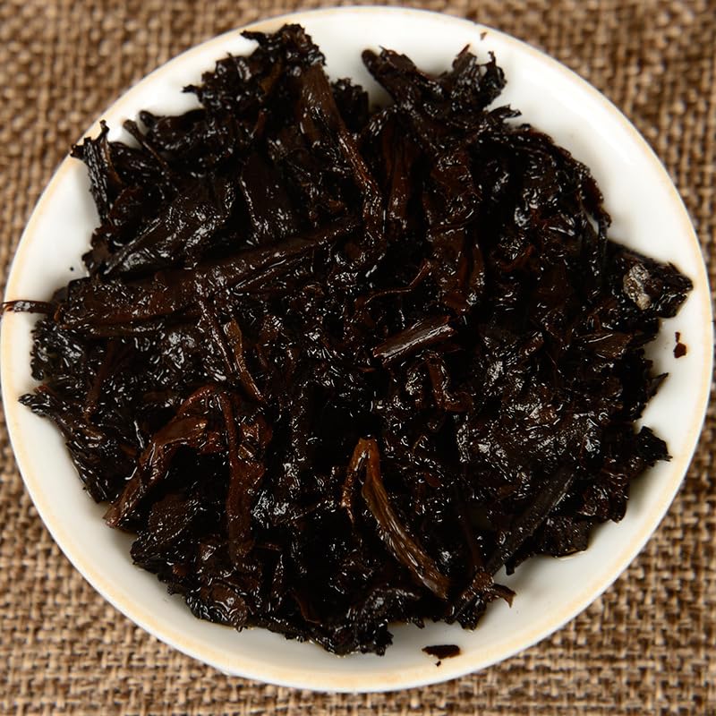 Natural Without Additives Puerh Tea Yunnan Pu'er Tea Yiwu Zhengshan Early Spring Tea Premium Cooked Tea 357g/ 12.59oz Black Tea 易武正山早春茶(熟茶)357克七子饼