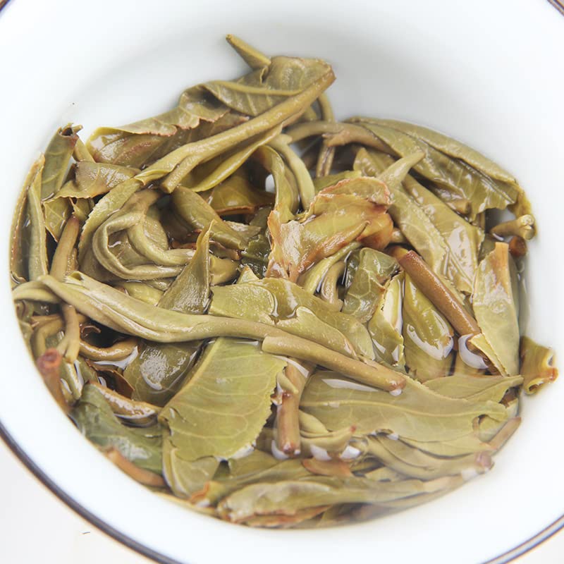 Natural and Additive-free Spring Tea Lincang Centennial Dachaoshan Ancient Tree Tea Yunnan Puerh Tea Raw Tea Loose Tea 500g Green Tea 春茶临沧百年大朝山古树茶云南普洱茶生茶散装500g
