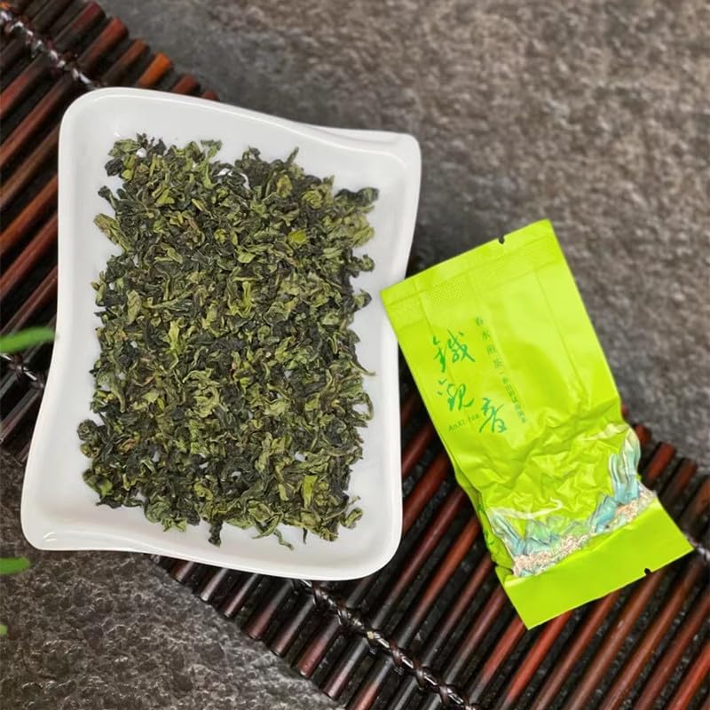 Flowery Positive Flavour Traditional Natural and Additive-free Tieguanyin Tea Anxi Oolong Tea 500g(250g*2) Iron Box Set 新茶花香正味传统手工红心铁观音茶叶安溪乌龙茶新枞500克铁盒装