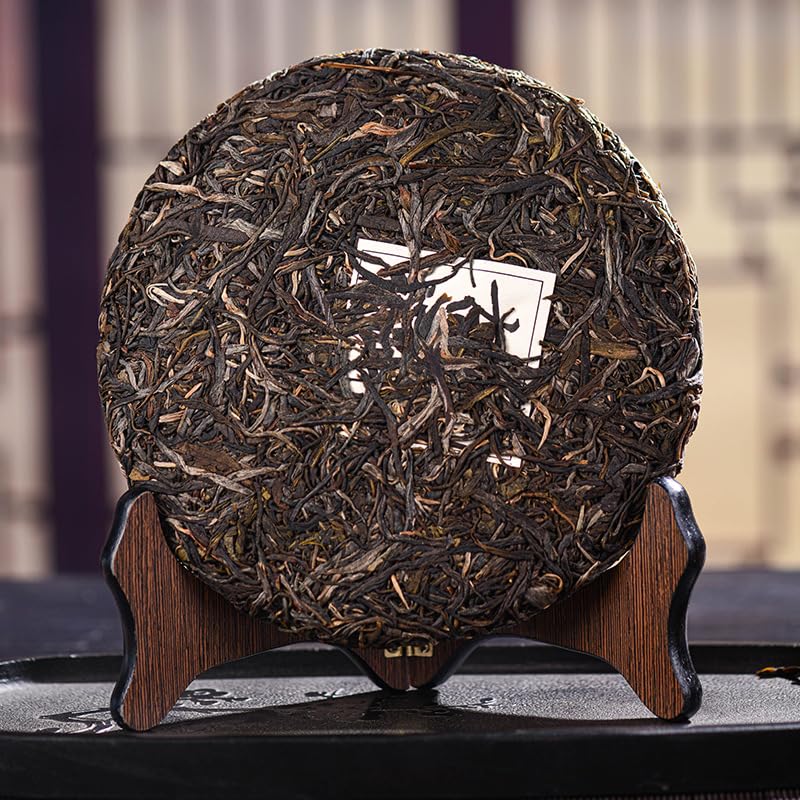 Yunnan Natural and additive-free Puerh Raw Tea Cake Yiwu First Spring Raw Tea 357g Qizi Cake Raw Puerh Tea Deliciously Smooth Puerh Tea云南天然无添加普洱生茶饼 易武头春生茶 357g