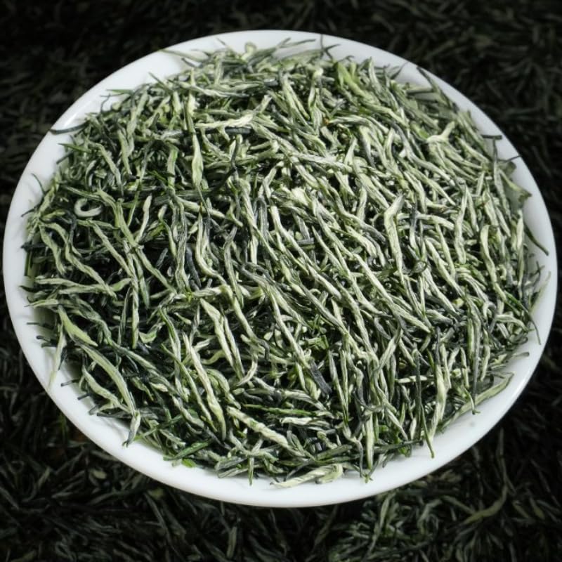 Natural Chinese Tea Mingqian Mao Jian Green Tea Strong Fragrance Small Tender Buds Tea Premium Wooden Box Gift Set 300g 新茶明前毛尖绿茶头采高香小嫩芽茶叶木盒礼盒装送礼300克