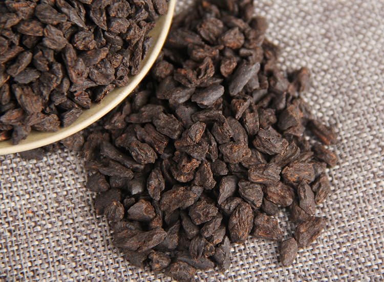 Tea Glutinous Rice Fragrance Tea Ripe Tea Ancient Tree Fossil Tea Broken Silver Yunnan Pu 'er Tea Laochatou 500g / 17.63oz cooked tea 茶叶糯米香茶化石普洱茶熟茶古树碎银子老茶头茶化石罐装500g