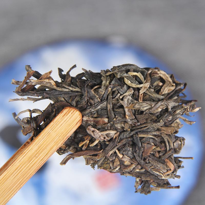 Premium Nannuo Mountain Ancient Tree Pure Material Puerh Tea Raw Tea Cake Yunnan Qizi Cake Tea 357g Healthy and Delicious Green Tea 南糯山古树纯料普洱茶生茶饼357g