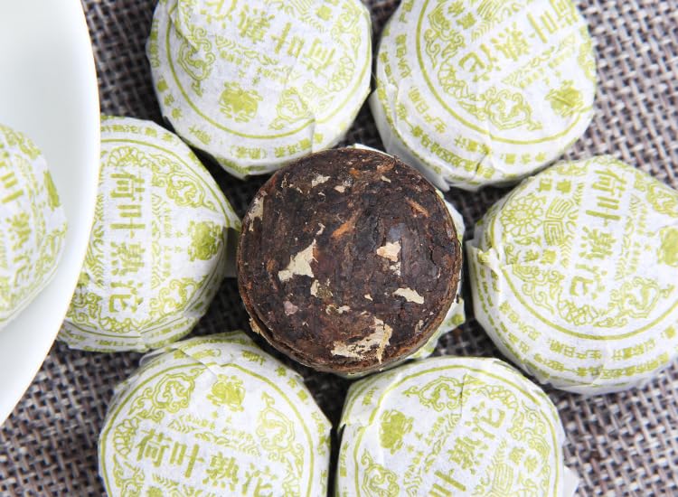 Natural and additive-free Lotus Leaf Tea Small Tuo Tea, Cook tea, Puerh Tea Puerh Ripe Tea Small Tuo Tea Black tea Easy to carry 荷叶小沱茶普洱茶普洱茶熟茶小沱茶500g