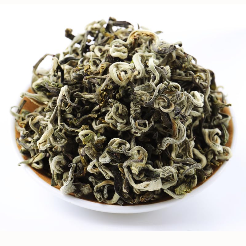 Yunnan Premium High Mountain Biluochun Green Tea Yunnan Green Tea Loose Rich and Resistant To Brewing 500g 云南高山新茶上市手工碧螺春绿茶雪龙玉螺云南绿茶茶叶