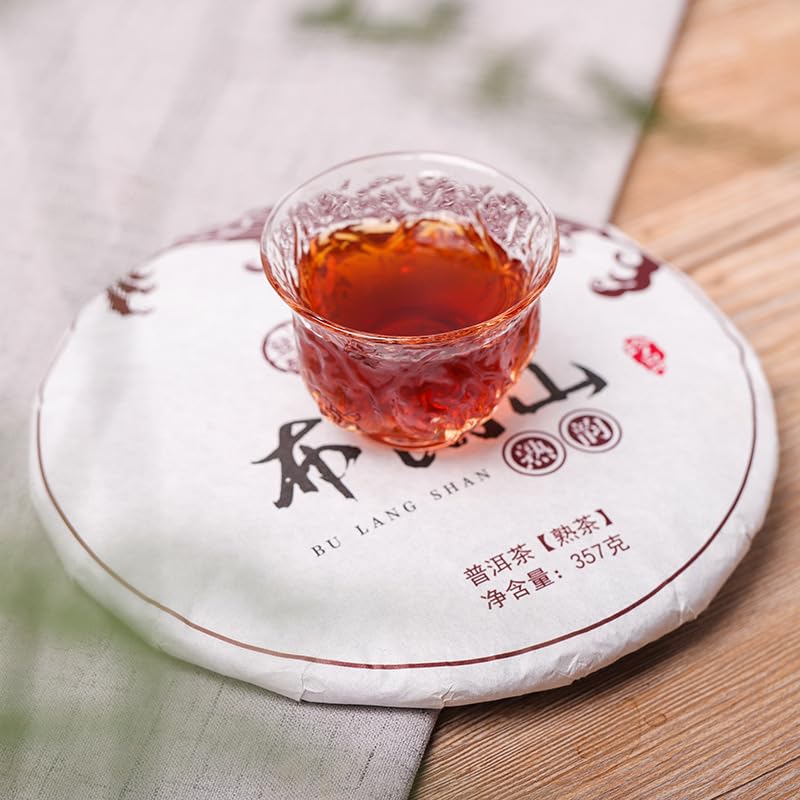 Yunnan Puerh Tea Brown Mountain Ripe Tea 357g Natural and Additive-free Qiaomu Qizi Cake Ripe Tea Aromatic and Flavorful Black Tea 云南普洱茶布朗山熟茶生态乔木七子饼熟茶
