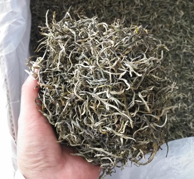 Premium Spring Tea Yunnan Green Tea High Fragrance Spring Tea Yunnan High Mountain Yunwu 500g Spring Tip Green Tea 春茶新茶云南银丝绿茶 高香型春茶云南高山云雾春尖绿茶