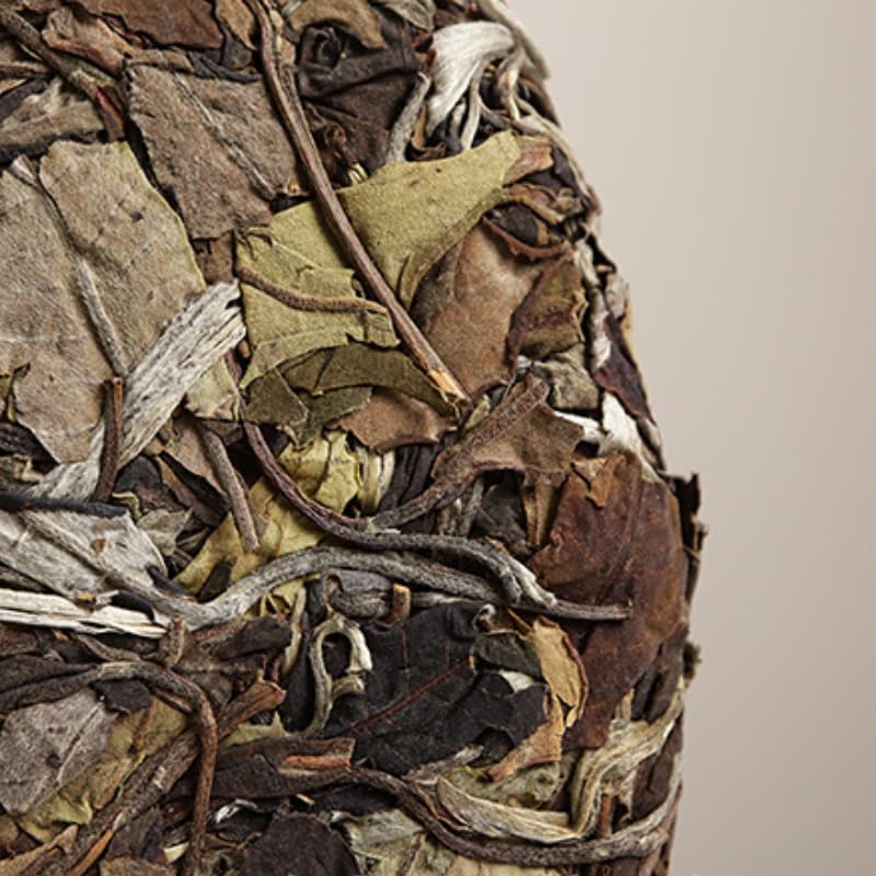 Yunnan Natural and additive-free White Tea Date Fragrance Medicinal Fragrance 357g Old Tree White Tea puerh tea cake 云南白茶枣香 药香 357克 老树白茶