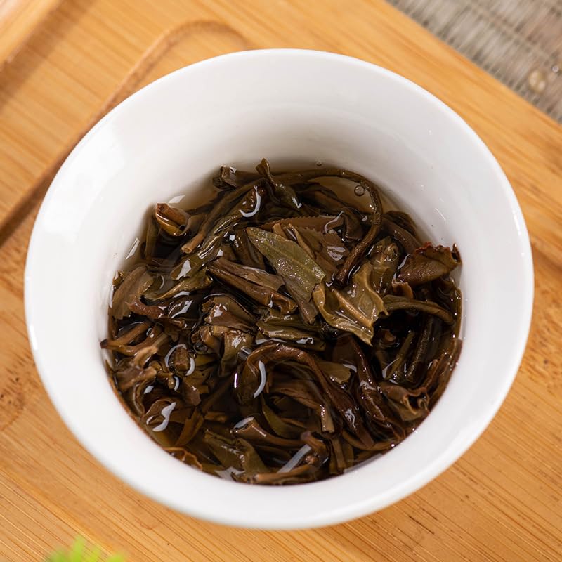 Premium Yunnan Pu'er Tea Brown Mountain Raw Tea Spring Tea 357g Green Cake Tea Ancient Tree Tea Yunnan Qizi Cake Tea 普洱茶布朗山生茶春茶青饼茶古树茶云南七子饼茶