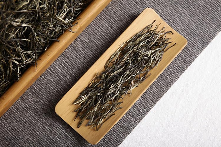 Yunnan Premium Dian Green Tea One Bud Queshe Green Tea 500g Natural and Additive-free Floral Strong Aroma Green Tea 云南滇绿茶 一芽 青针雀舌绿茶 花香浓香型绿茶