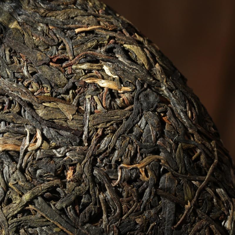 Natural and Additive-free Yunnan Puerh Tea 357g Ancient Tree Cake Tea Puerh Raw Tea Pu-Erh Tea Green Tea 357克 千隐古树饼茶 普洱生茶