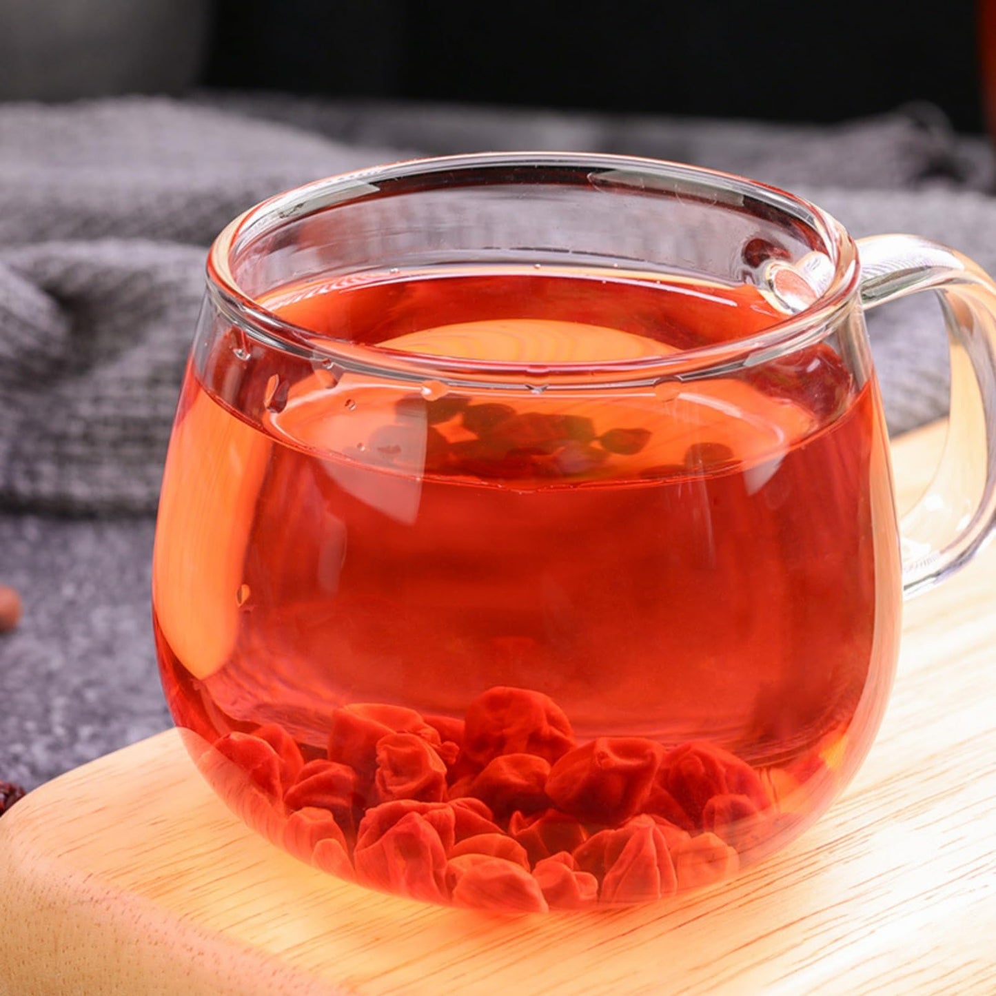 China Herbs Natural Without Additives Dried Schisandra Berry 250g/can Changbaishan Whole Schisandra Chinensis Tea 长白山颗粒五味子250g