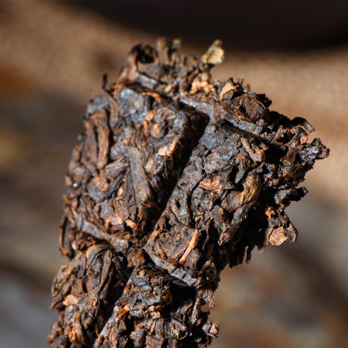 Natural and additive-free Puerh Tea Black Tea Ban Zhang 100g Old Ripe Tea Yunnan organic loose leaf Gong ting puerh tea 普洱茶熟茶 100g宫廷普洱七子饼巧克力普洱茶