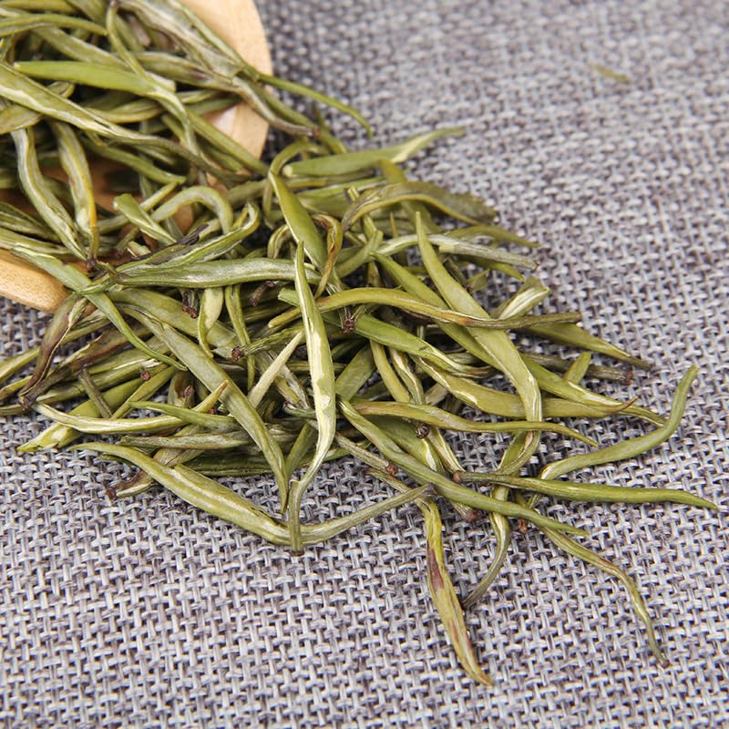 Premium Tender Buds Green Tea Mingqian First Spring Tea 500g Yunnan Single Bud Bamboo Leaf Green Mao Jian Cold Brew Tea 新茶特级嫩芽青针绿茶明前头春茶云南雀舌单芽竹叶青毛尖冷泡