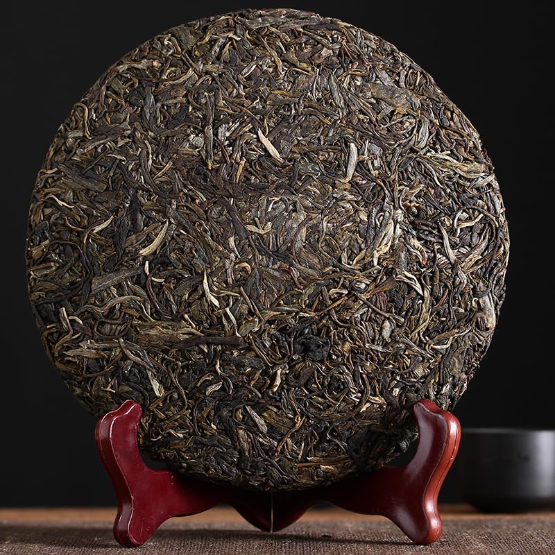 Natural and additive-free Yunnan Pu'er Tea Leaves Yiwu Zhengshan Raw Tea 357g Yunnan Qizi Cakes Raw Cake green tea 易武正山生茶357克云南七子饼
