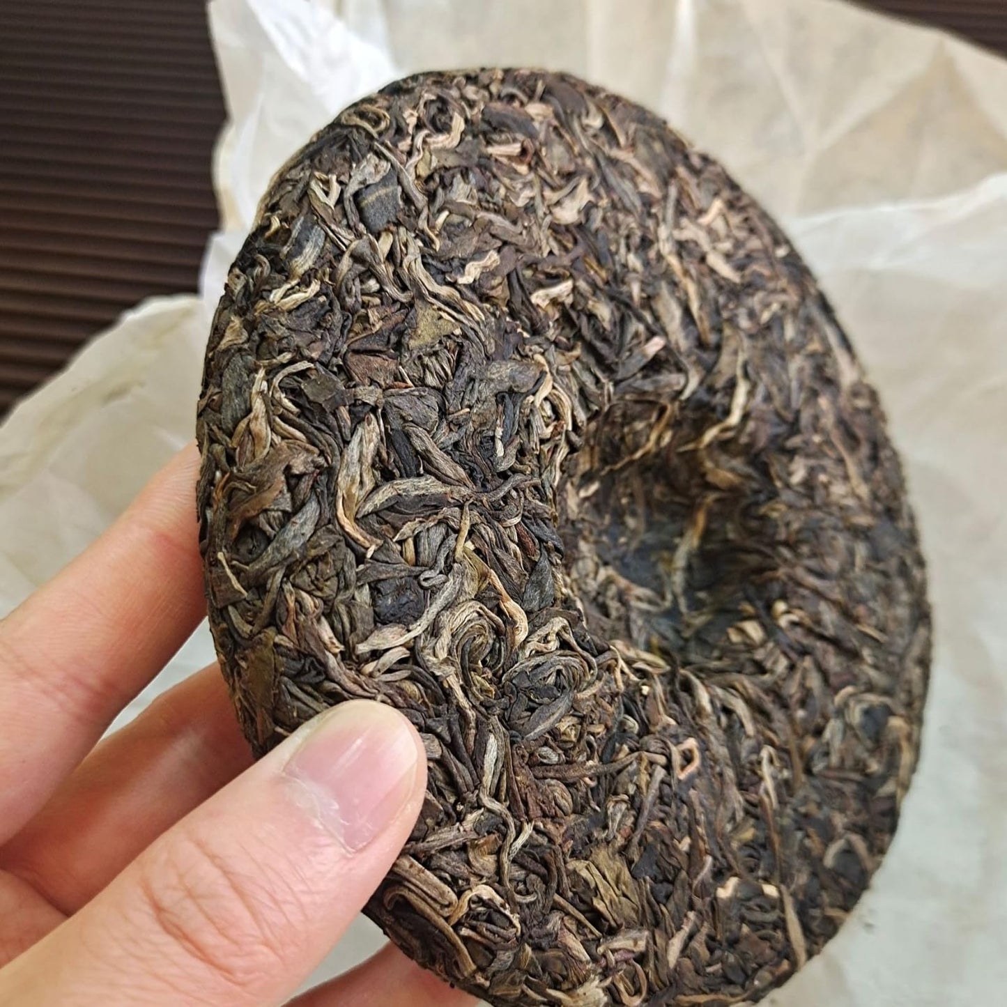 Premium Yunnan Puerh Tea Qizi Cake Raw Tea Yiwu Wan Gong Raw Tea 260g Additive-free Healthy and Delicious Green Tea 云南普洱茶七子饼生茶 易武弯弓生茶200克