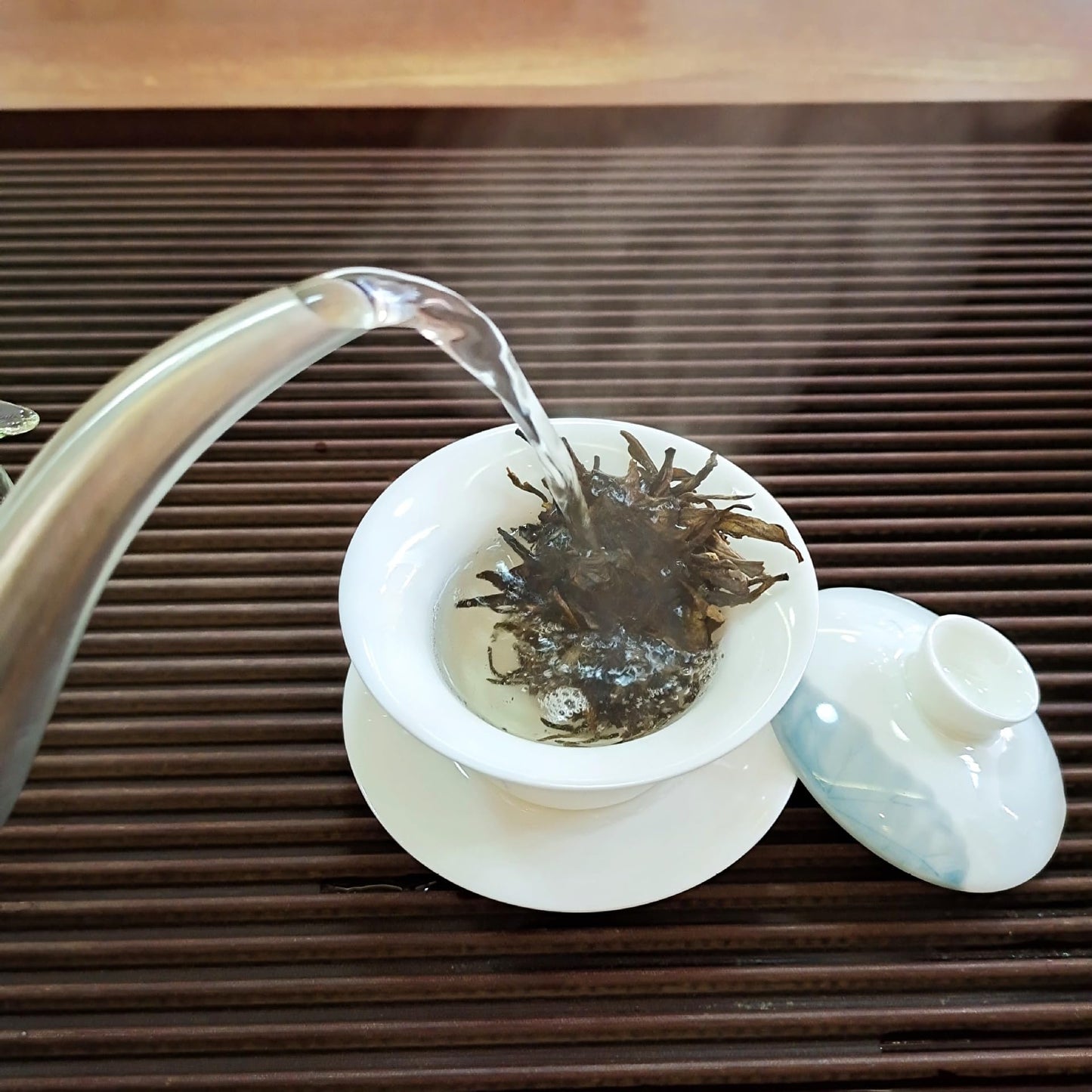 Premium Yunnan Puerh Tea Seventh Cake Raw Tea Yiwu Ma Hei Ancient Tree Raw Tea 357g Natural and additive-free Green tea 云南普洱茶七子饼生茶 易武麻黑古树生茶 357克