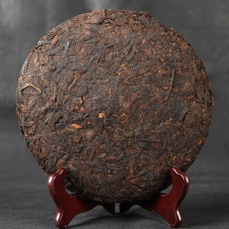 China Yunnan Pu'er Tea Old Pu'er Cake Dry Storage Menghai Dry Storage Qizi Cake 357g Ripe Tea Black Tea