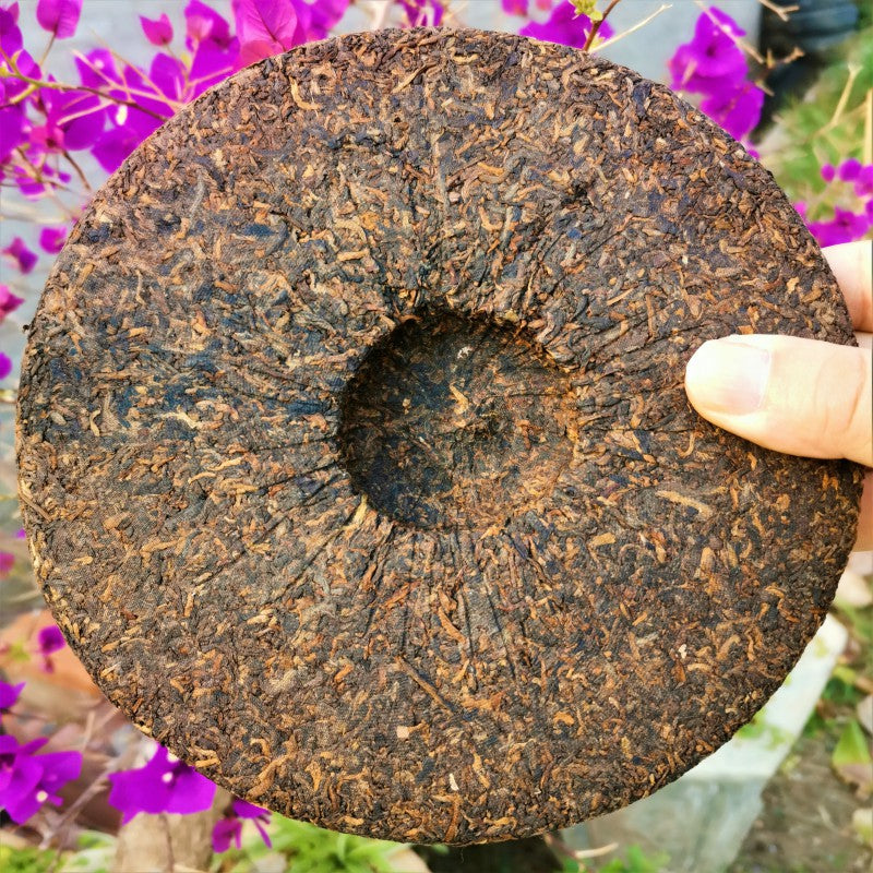 357g Pu'er Tea Cake Menghai Brown Mountain Pu'er Ripe Tea Yunnan Seven Seeds Cake Tea Black Tea