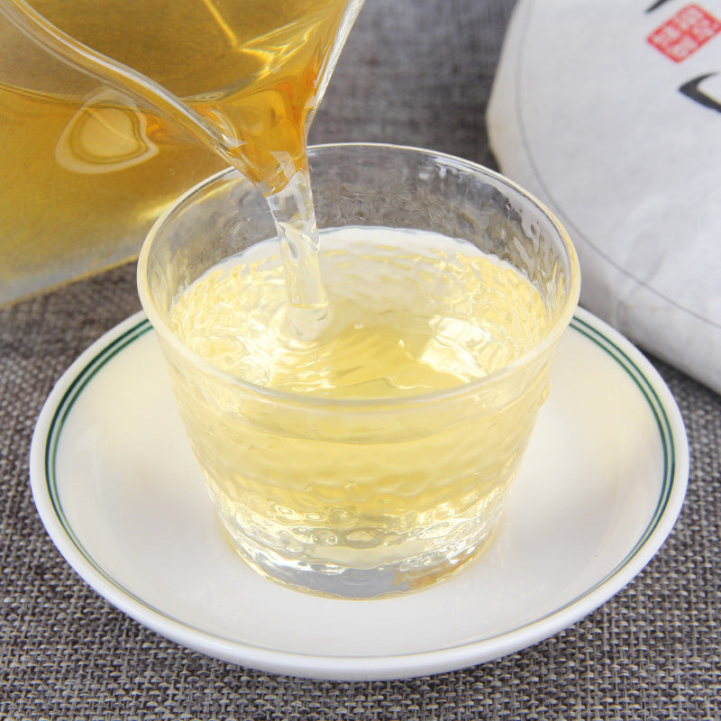 China Yunnan Ancient Tree Tea Puerh Raw Tea 357g Raw Tea Cake Traditional Puerh Tea Green Tea