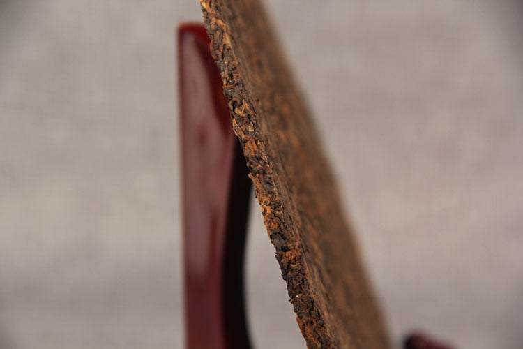 China Yunnan Chen Xiang Pu'er Ripe Tea Black Tea Ripe Cake Golden Bud Menghai Ancient Tree Pure 100g