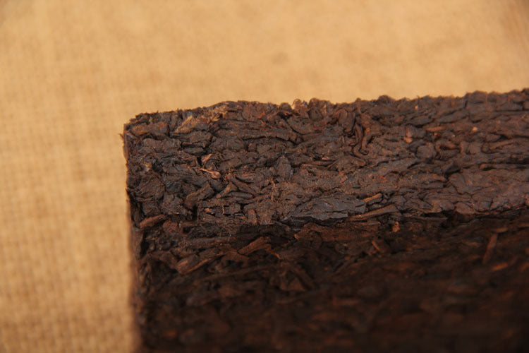 China Yunnan Menghai Aged Tea Brick Yunnan Pu'er Tea 250g Brick Tea Ripe Tea Aged Pu'er Tea Black Tea