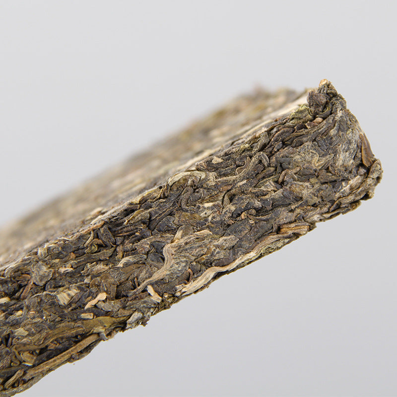 Yunnan Menghai Old Tea Brick 8582 Old Raw Tea Puerh Tea Brick 250g Green Tea