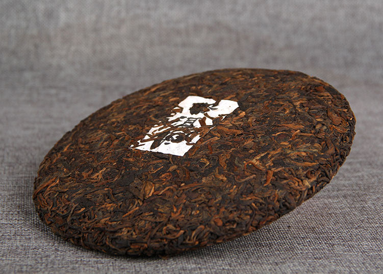 Pu-erh Ripe Tea Ancient Tree Pure Material Fermented Pu-erh Ripe Tea Iceland Golden Bud Pu-erh Tea 357g