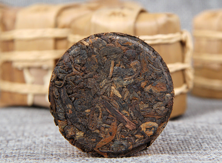 China Yunnan Menghai Small Linglong Qizi Menghai Flavor (Ripe Tea) (7g*84pcs) 588g