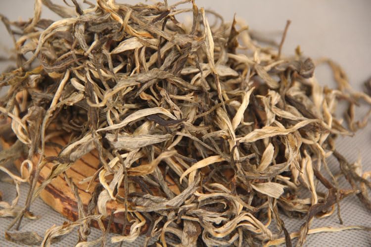 Yunnan Premium Pu-erh Tea One Bud One Leaf Sun-dried Green Puerh Raw Tea 500g Natural and Additive-free Big Tree Sun-dried Green Tea 云南普洱茶 一芽一叶晒青普洱生茶500g 白毫大树晒青 茶叶