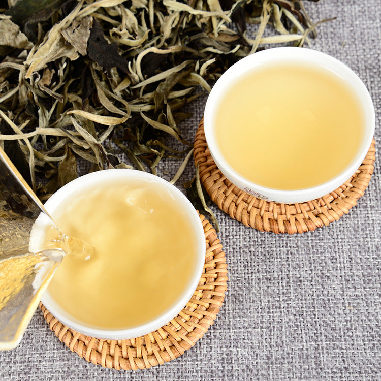 China Tea 500g Yunnan Pu'er Tea Moonlight White White Tea One Bud One Leaf Moonlight White Daughter Tea