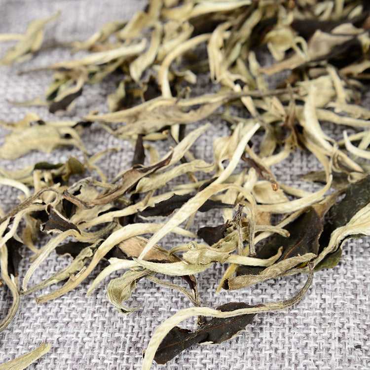 China Tea 500g Yunnan Pu'er Tea Moonlight White White Tea One Bud One Leaf Moonlight White Daughter Tea